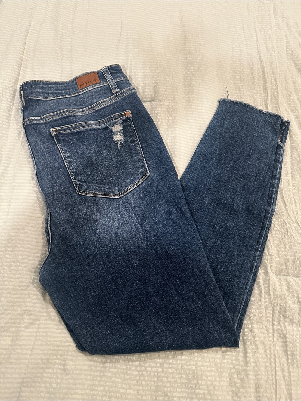 Judy Blue Dark Blue Skinny Jeans with Raw Hem